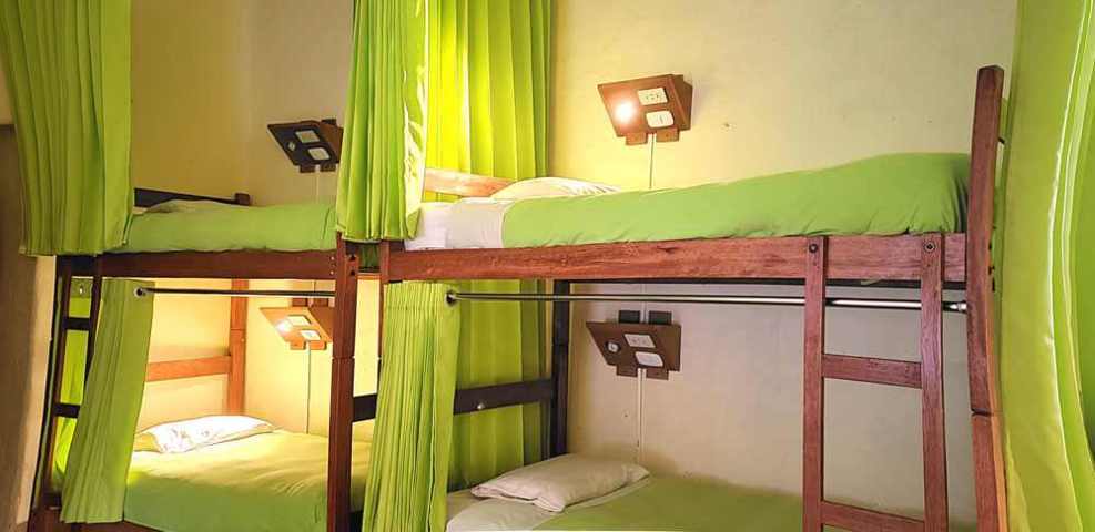 Dorm x 10 Pod - Style em Hostel Pirwa Colonial, 