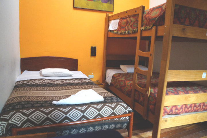 Dormitório x 3 em B&B Pirwa Suecia, 