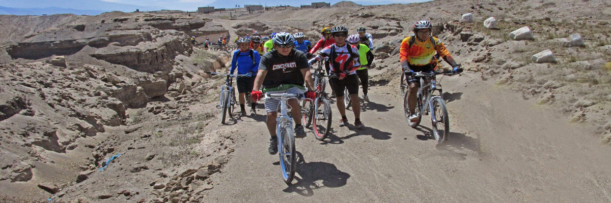 Descendo de Bicicleta o Vulcão El Misti em Arequipa