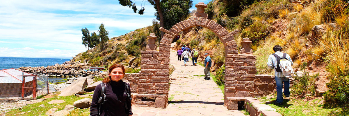 Tour pelas Ilhas de Uros, Taquile e Amantani em Puno