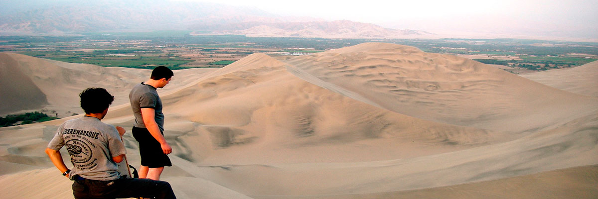 Tour para a Lagoa de Huacachina em Nazca