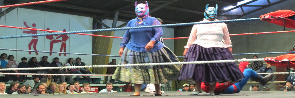 Cholitas Wrestling in Bolivia  in La Paz