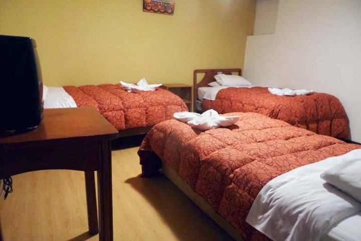Quadruple Ensuite in Pirwa Posada del Corregidor B&B, 