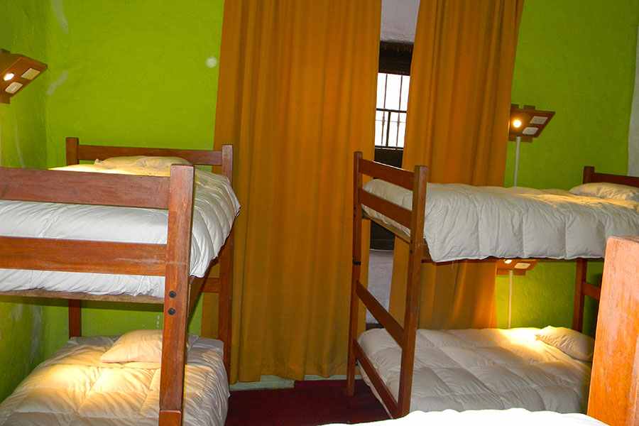 Dormitório x 6 em Hostel Pirwa Colonial, 